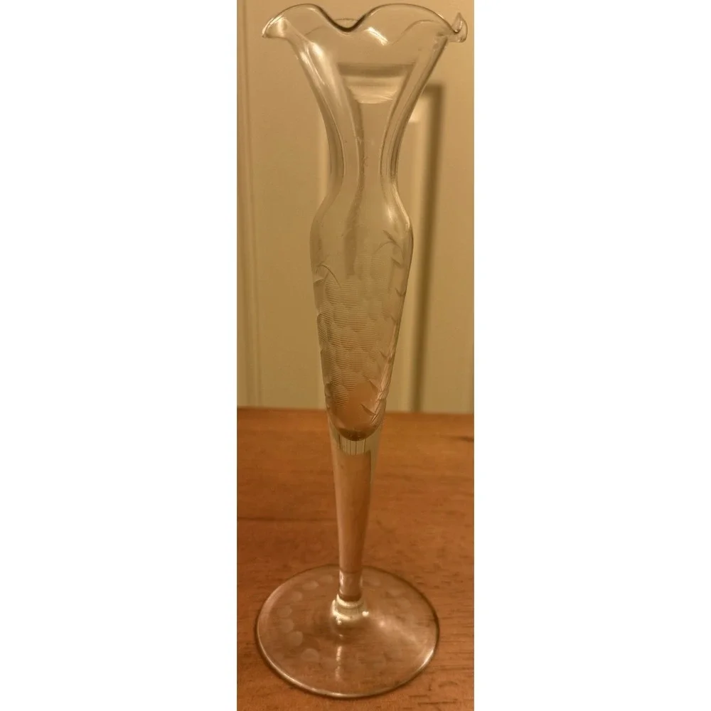 Vintage Etched Glass‎ Bud Vase Grapevine 8